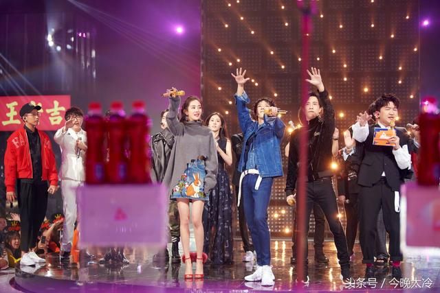 因天佑跟杨幂微博互怼,王思聪8000万买走天佑