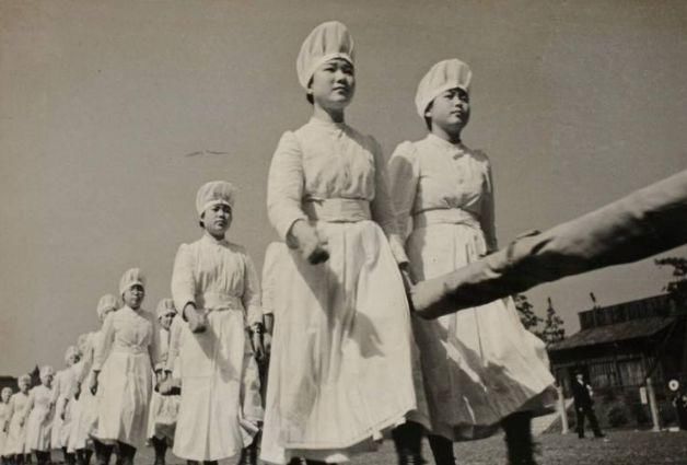 这位日本女兵退休后在中国享处级干部待遇,拒