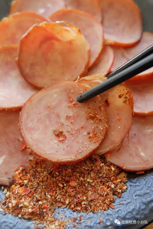 【香卤肠衣】香嫩紧实,但单独吃会觉得很咸,听老板讲当地人习惯用它配