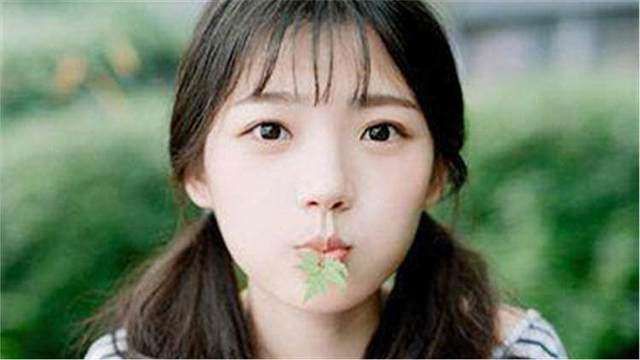 女生有这4个特征,天生自带娃娃脸!尤其第4个,你