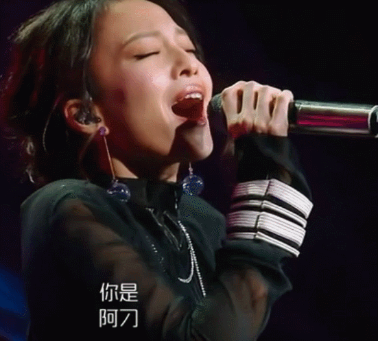 重新翻红的张韶涵,到底是谁欠她一句对不起