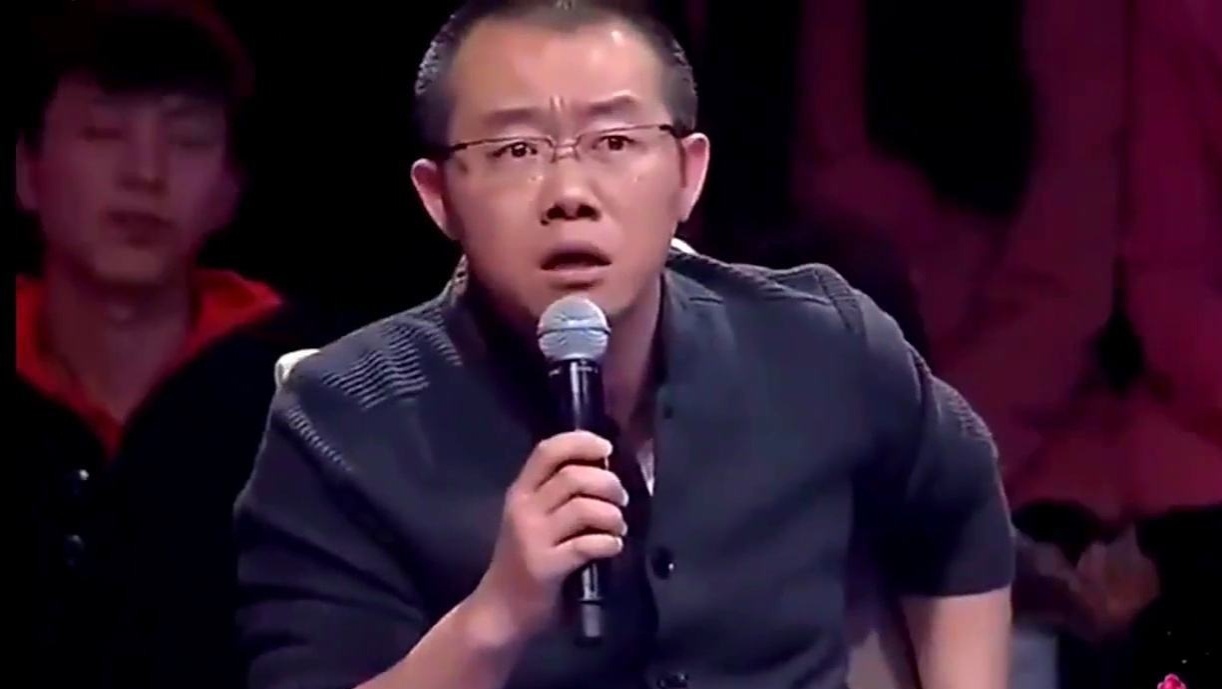 极品渣女嚣张到观众都想打她,涂磊大骂"你给我滚出舞台去!