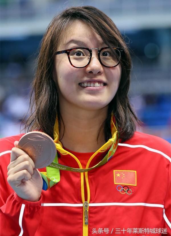 真看哭了!傅园慧父亲为女儿受伤退役发声:别让