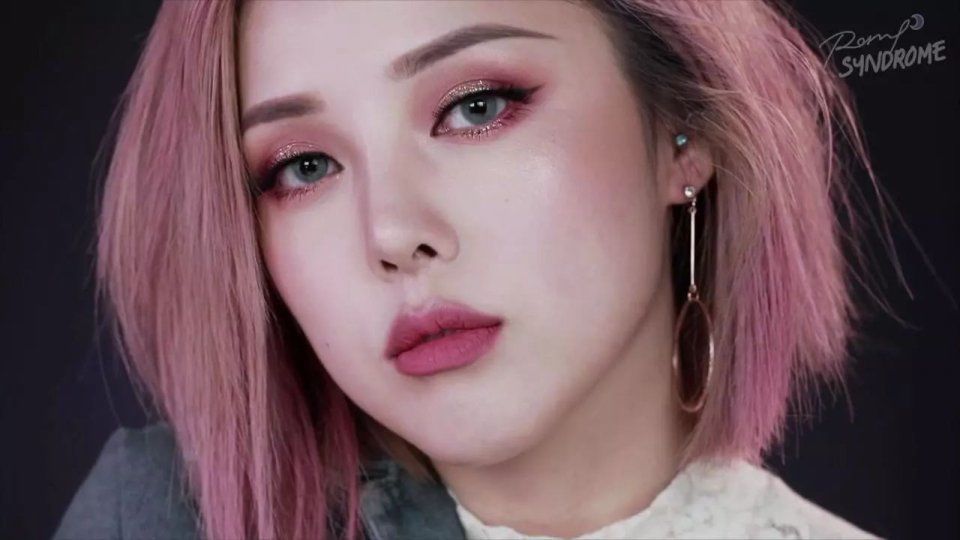 张韶涵同款眼妆、高光大揭秘!竟然不到100元就