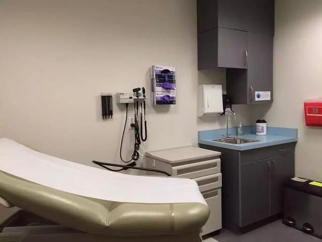 美国看病记|挂号费600美金,要钱还是就医?(内附