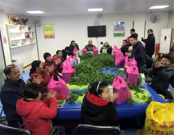 不忘初心 与善同行 大亚湾房协开展春节慰问活