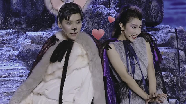 王博文变身“萌犬” 扎心演绎“非人”喜剧