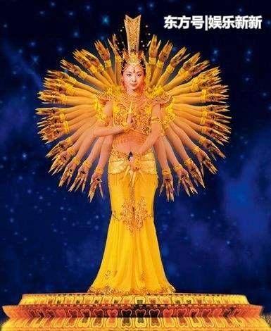 2岁变成聋哑人,被富商苦追8年无果,连杨丽萍都