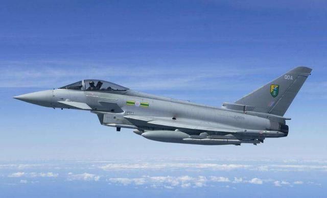 中国版鹰眼加身!巴基斯坦枭龙战机大升级,某哥