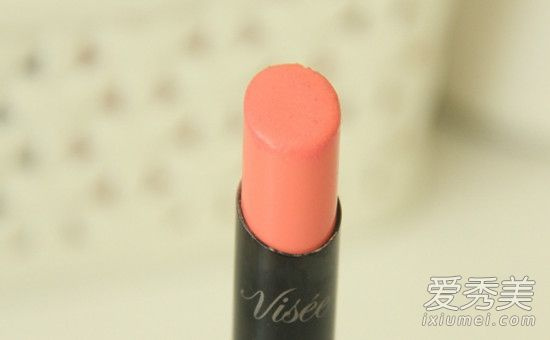 奶油杏色是什么颜色 奶油杏色口红试色