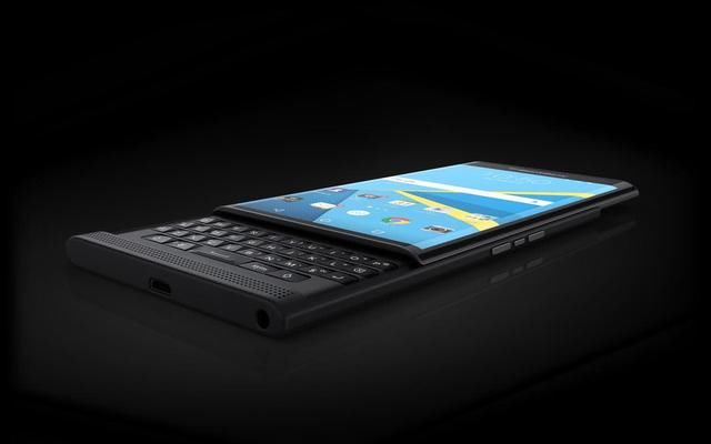 苹果都放弃了Home键 为什么黑莓手机不舍得丢