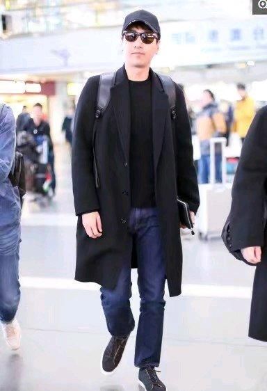 赵又廷亲口回应为何高圆圆还没怀孕,网友:女神