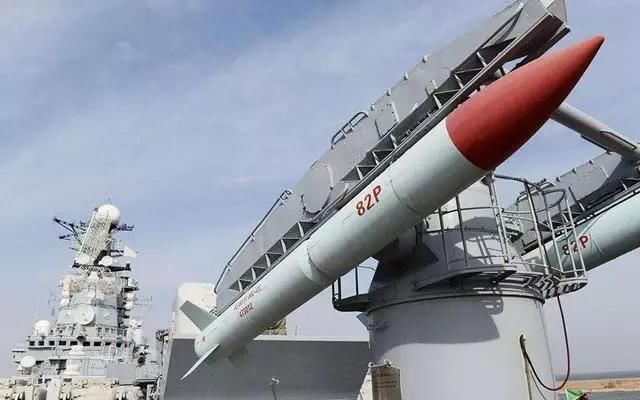 中国与俄罗斯军力差距到底有多大?普京一语中