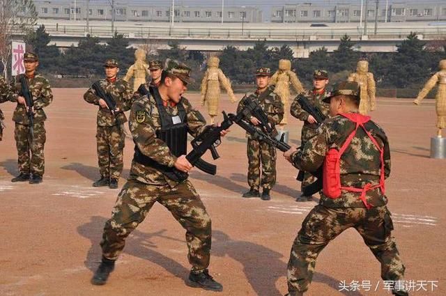 军队真的不允许家属进部队探望吗?看到最后让