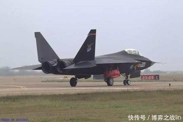 中国下一艘国产航母舰载机取得突破, 改名为歼