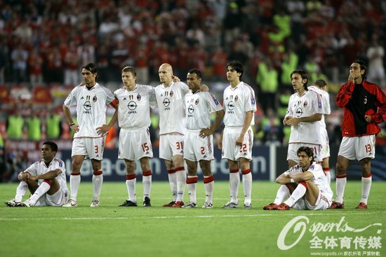 恭喜巴萨!从此加入天下足球米兰豪华套餐