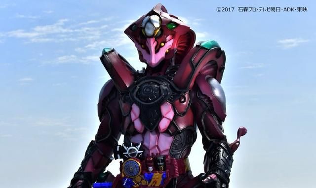 假面骑士build:evol黑洞形态被四人围攻致死,四大帅哥同时变身