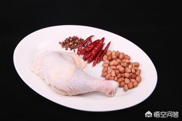 别看鸡肉美味,可是广东人、湖北人都不吃公鸡