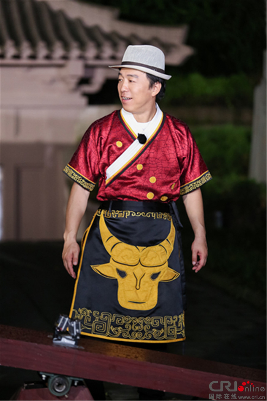 《極限挑戰》男人幫空降三星堆 黃渤夏雨雙影帝聯盟