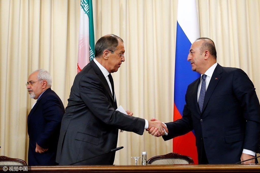 俄土两国外长握手