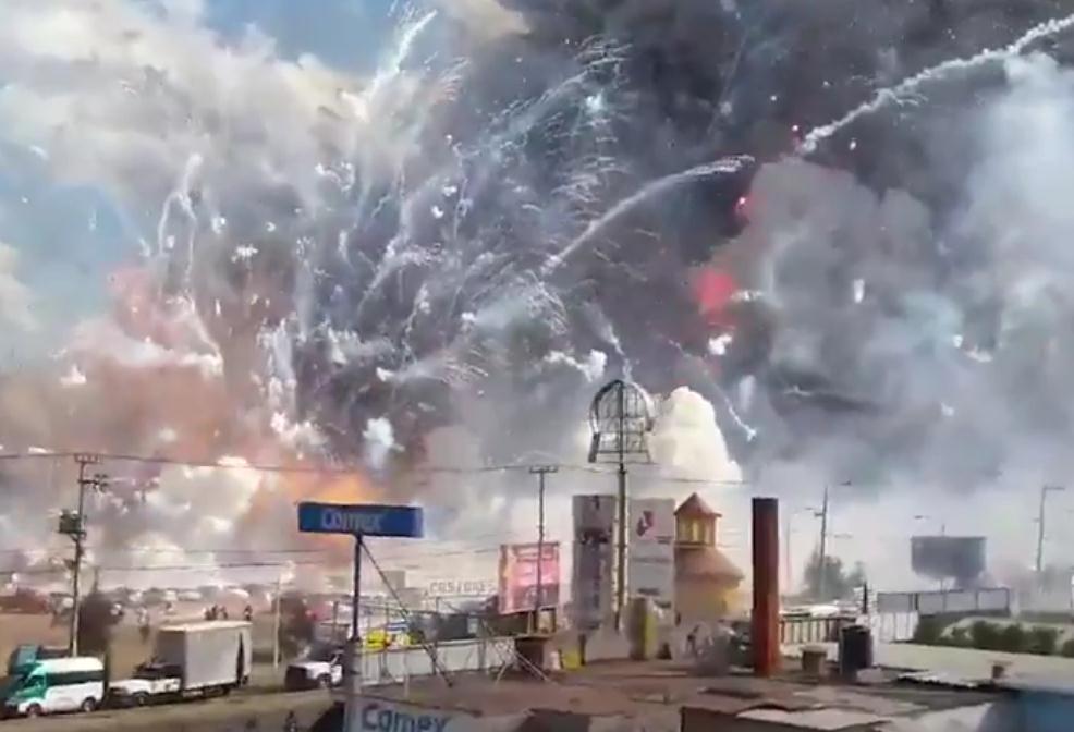 墨西哥一烟花市场发生爆炸 至少70人受伤