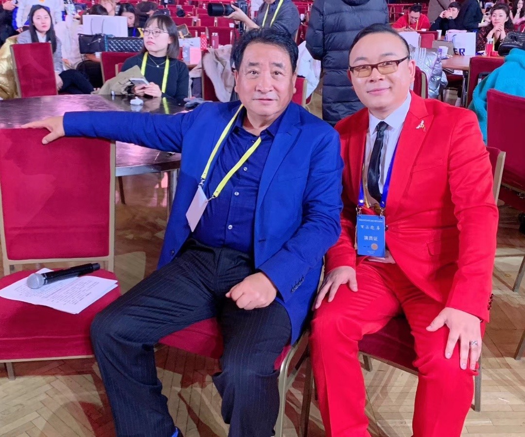胡启圣人民大会堂录制2020中国文联晚会曝合影(图4) 胡启圣人民大会堂录制2020中国文联晚会曝合影(图4)