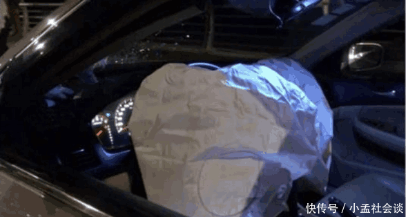 广东男子醉驾摩托被撞身亡, 交警判死者全责, 网