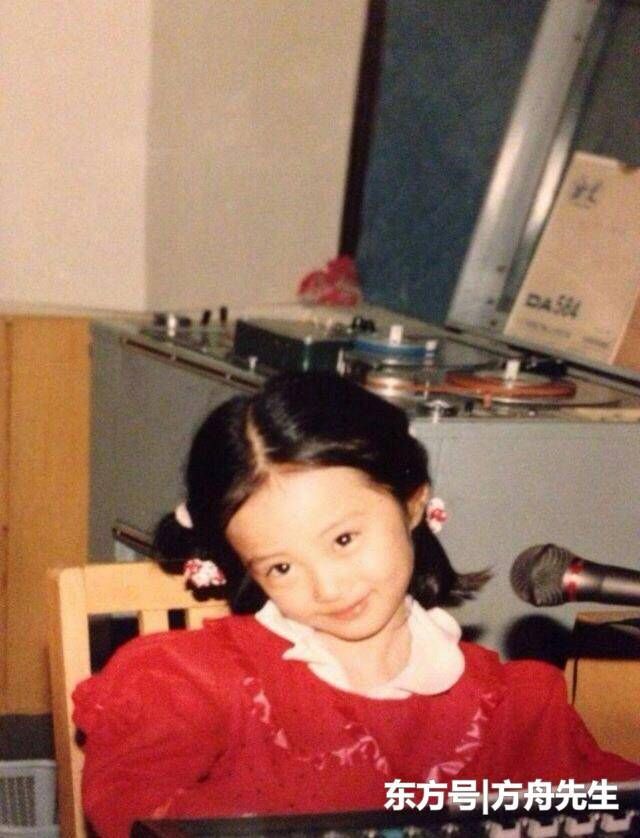 丑女无敌李欣汝晒大女儿两岁半近照好漂亮,并