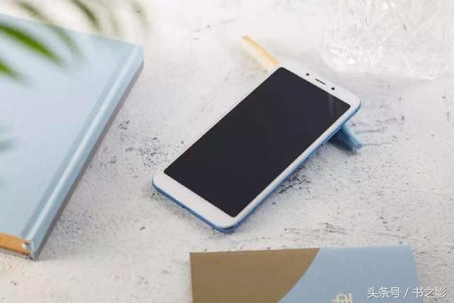 回归小屏,红米6携12nm全新处理器开售,性价比