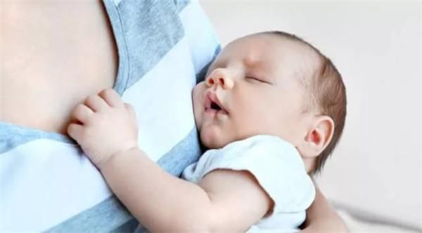 宝宝老是抱着睡,放下醒?看招!