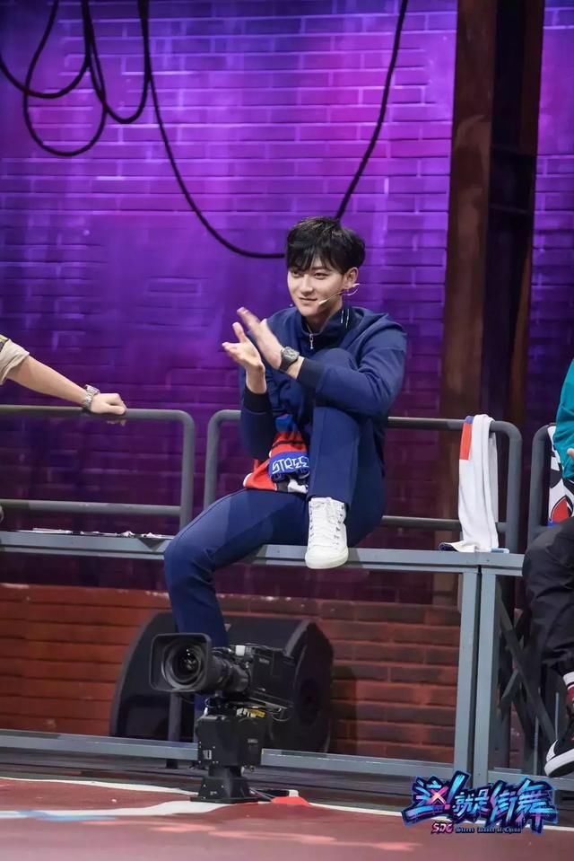 掌门、经理人、队长,导师名称嬗变之下:节目中