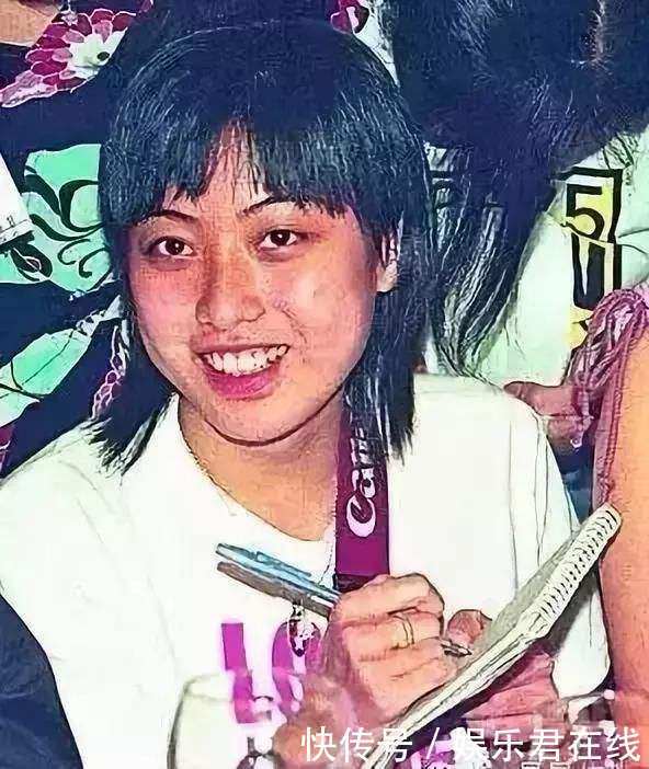 甘比整的越来越像宝咏琴,刘銮雄最爱的果然还