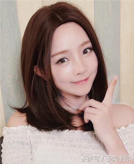 齐肩中短发梨花头发型,内扣烫卷设计修颜减龄