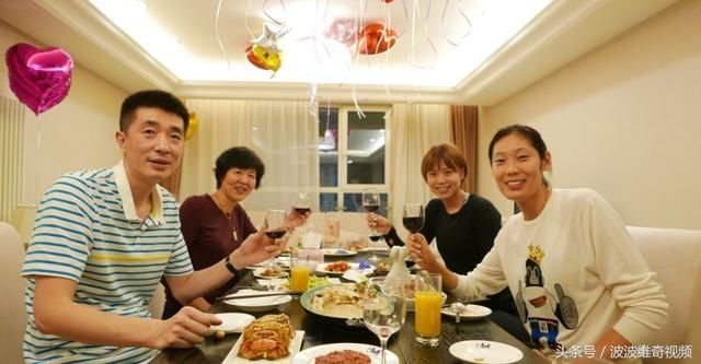 朱婷落选新女排集训?郎平或将无二传可用!学生