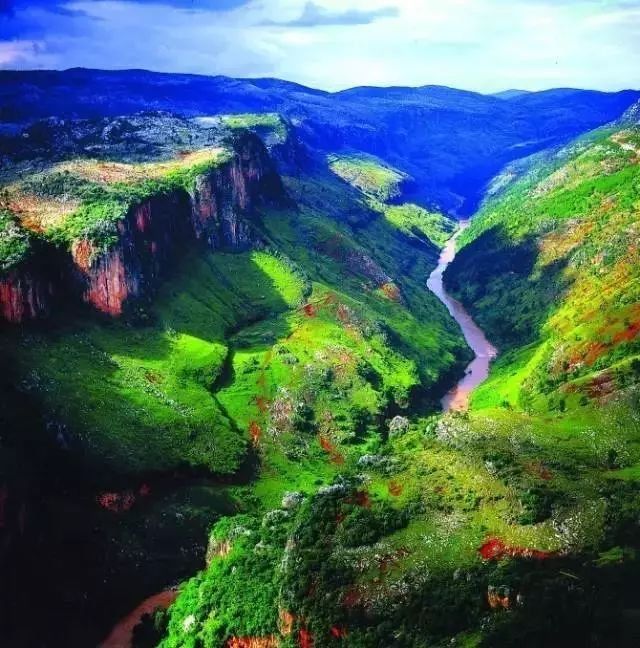 市长与曲靖一起刷爆朋友圈!流利英文对答记者