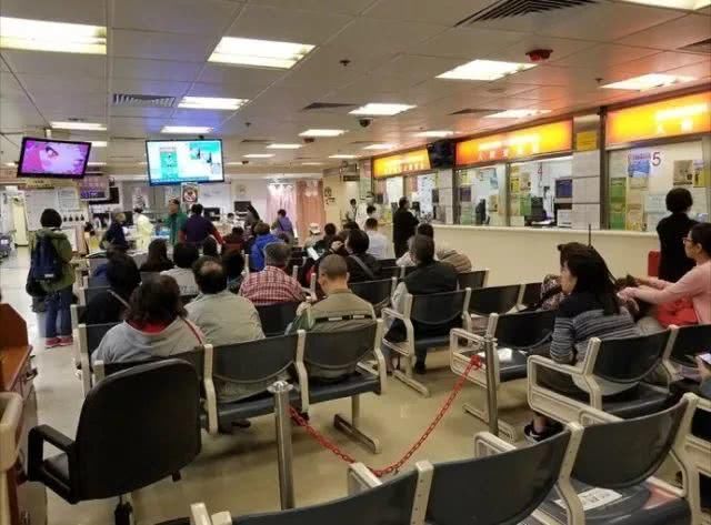 独家消息:香港2017政府财政盈余1380亿,比去年