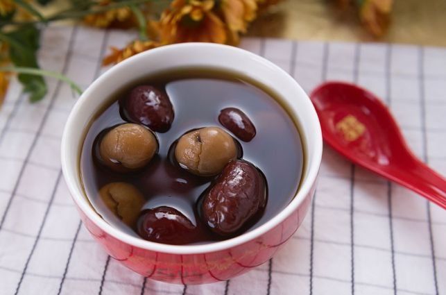 桂圆红枣茶什么时候喝最好?每天一碗,越喝越漂