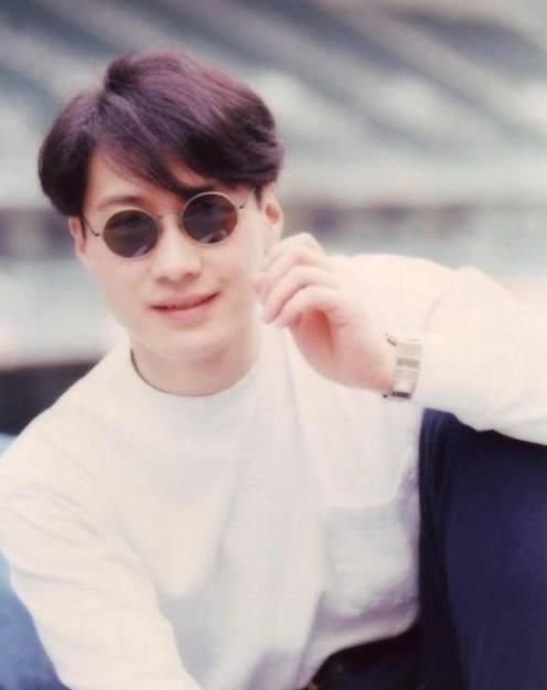 90年代港台明星的小鲜肉:黎明英俊,金城武腼