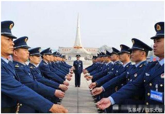 新兵福利,2018直招士官启动,入伍就拿工资,怎样