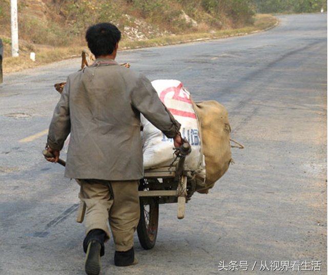 看近20年农村交通工具的变化,农村人已经变得