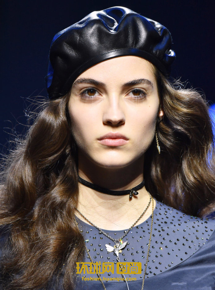 Dior推出No-Makeup裸妆 早春少女感肌肤无压力