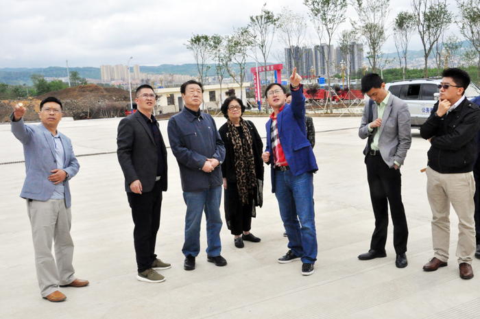 上海慈慧公益基金会李永贵一行到我县调研