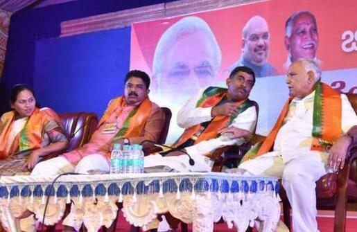 印度组织沿街广播抵制中国货 自认比中国强