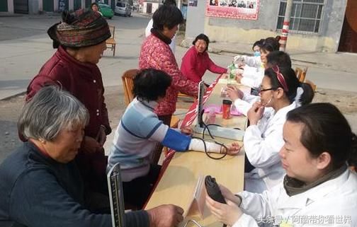 好消息!18年农村统一办理城镇社保,农民看病难