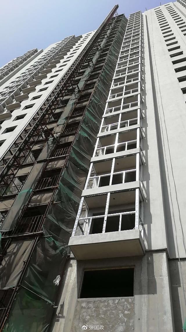 任彩艳在兴平设宴招待《陕西房产》高层访问团