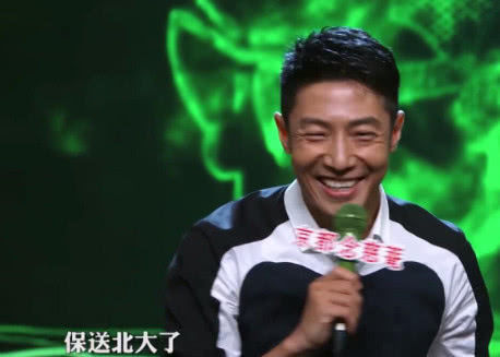 退出央视的撒贝宁,活出了自己的模样,网友:很喜