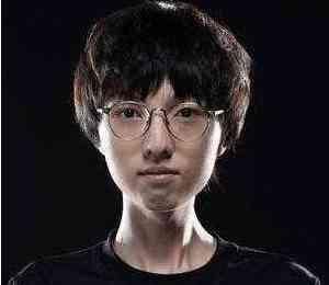 LOL:外国解说最烦的两名选手竟然是他们,念个