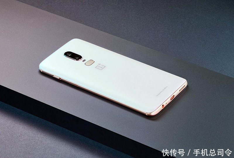 骁龙845+刘海屏+OLED屏幕,一加6性价比远超