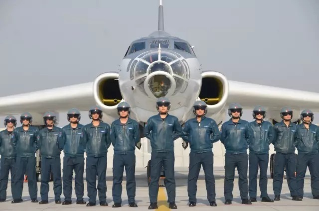 “老航校”孵育“大国鲲鹏” | 建军90周年《军旗正红》系列 “老航校”孵育“大国鲲鹏” | 建军90周年《军旗正红》系列