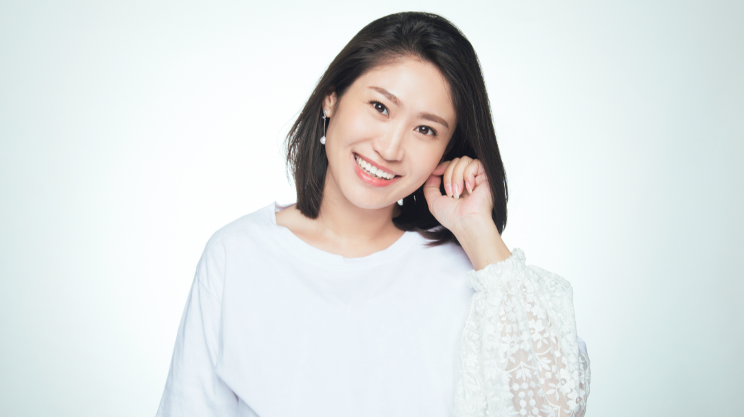 戴艺  作品《蓝旗袍》